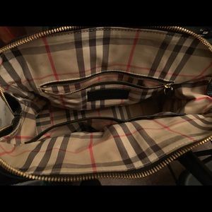 Burberry purse